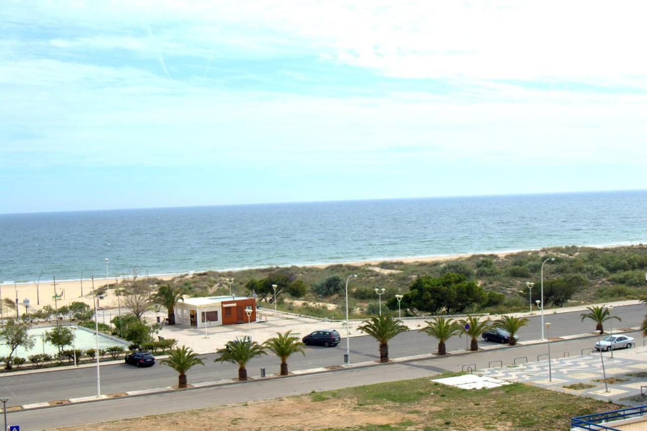 T1 Com Vista Mar Na Praia De Monte Gordo Bagian luar foto